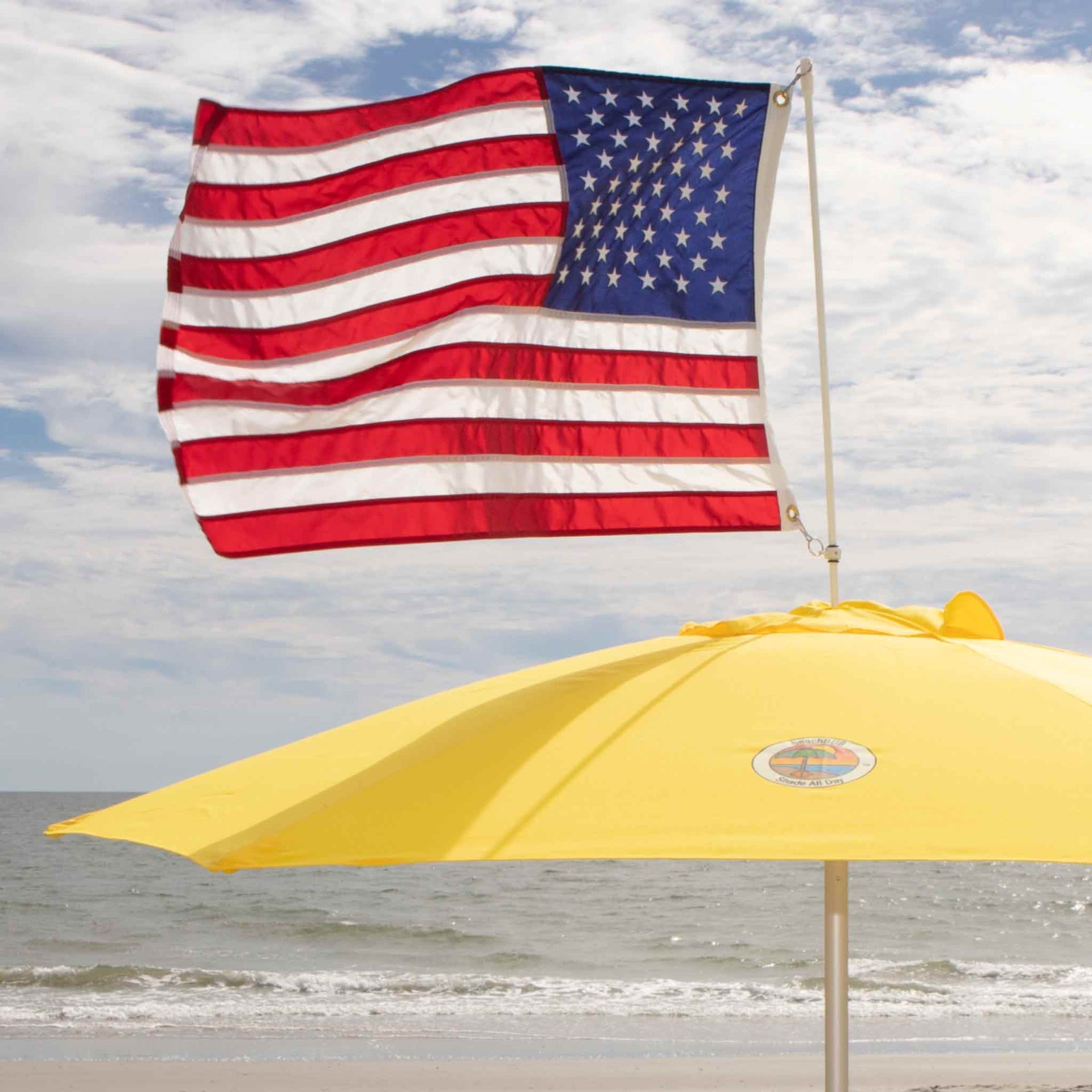 beachBUB® American Flag & Flag Pole for Beach Umbrella